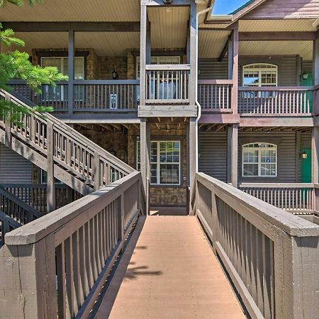 Luxe Branson Retreat With Mtn Views And Pool Access! Διαμέρισμα Εξωτερικό φωτογραφία