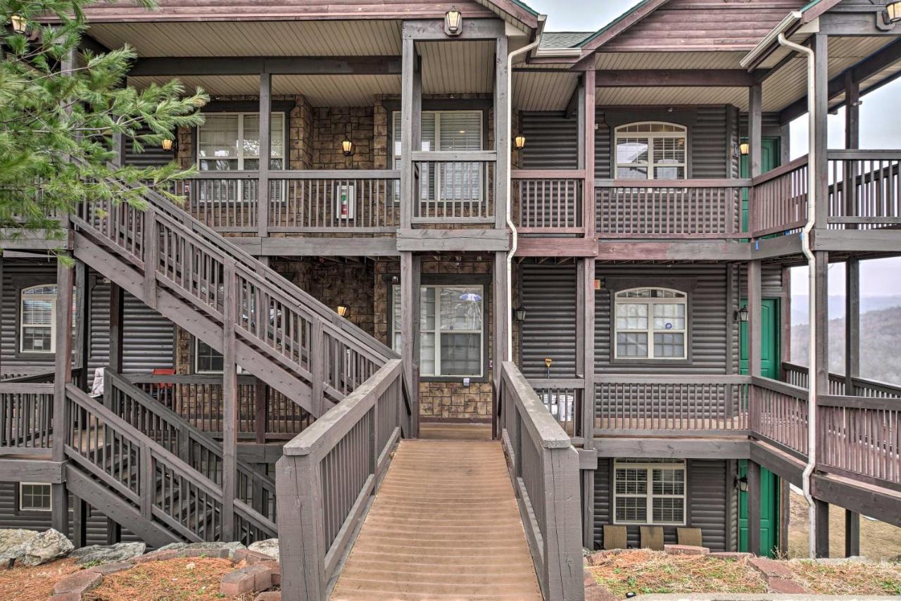 Luxe Branson Retreat With Mtn Views And Pool Access! Διαμέρισμα Εξωτερικό φωτογραφία