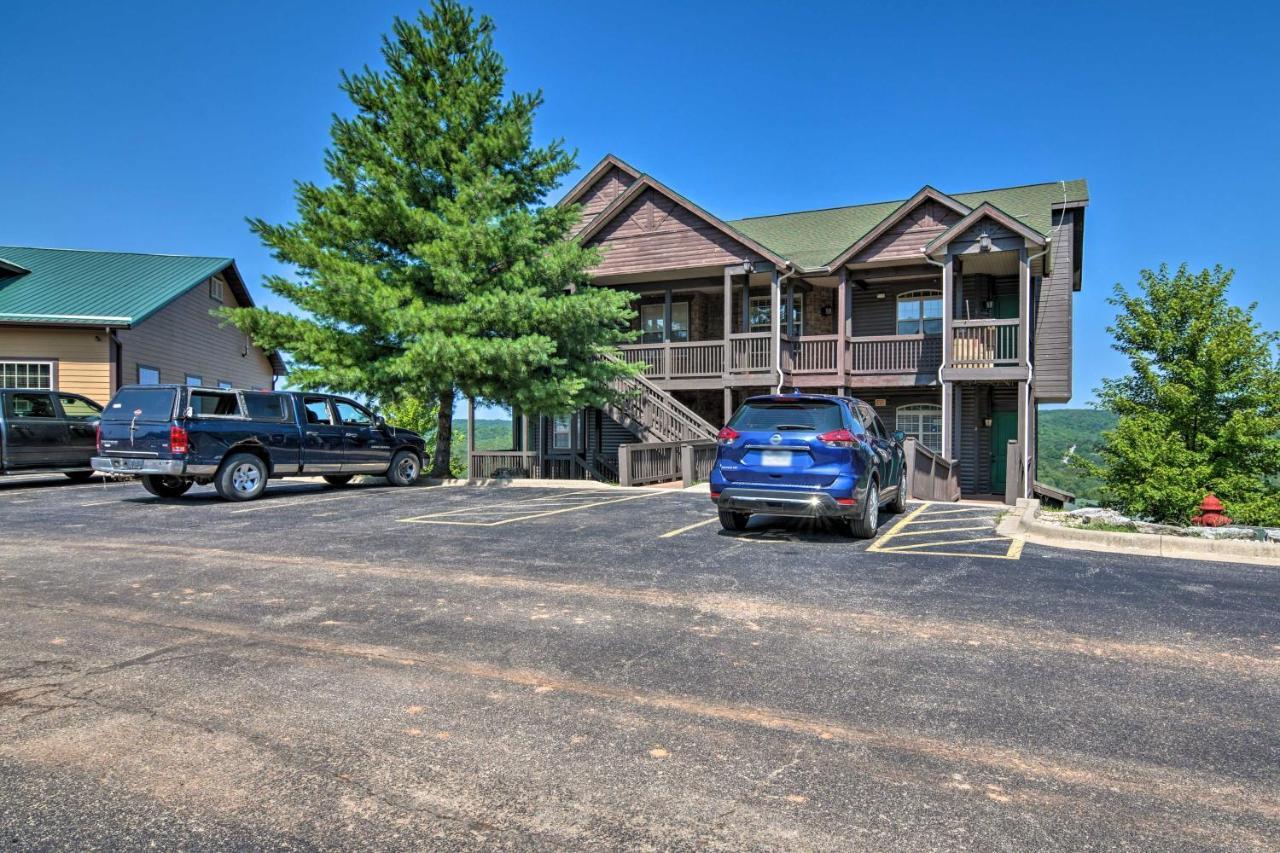 Luxe Branson Retreat With Mtn Views And Pool Access! Διαμέρισμα Εξωτερικό φωτογραφία