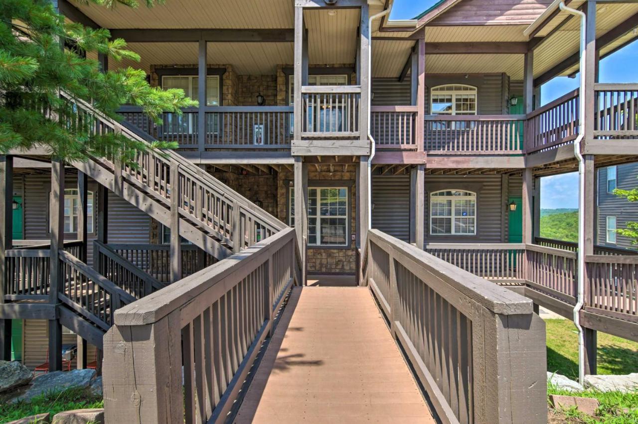 Luxe Branson Retreat With Mtn Views And Pool Access! Διαμέρισμα Εξωτερικό φωτογραφία